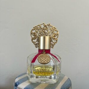 Vince Camuto Fragrance with Gold and Red Details